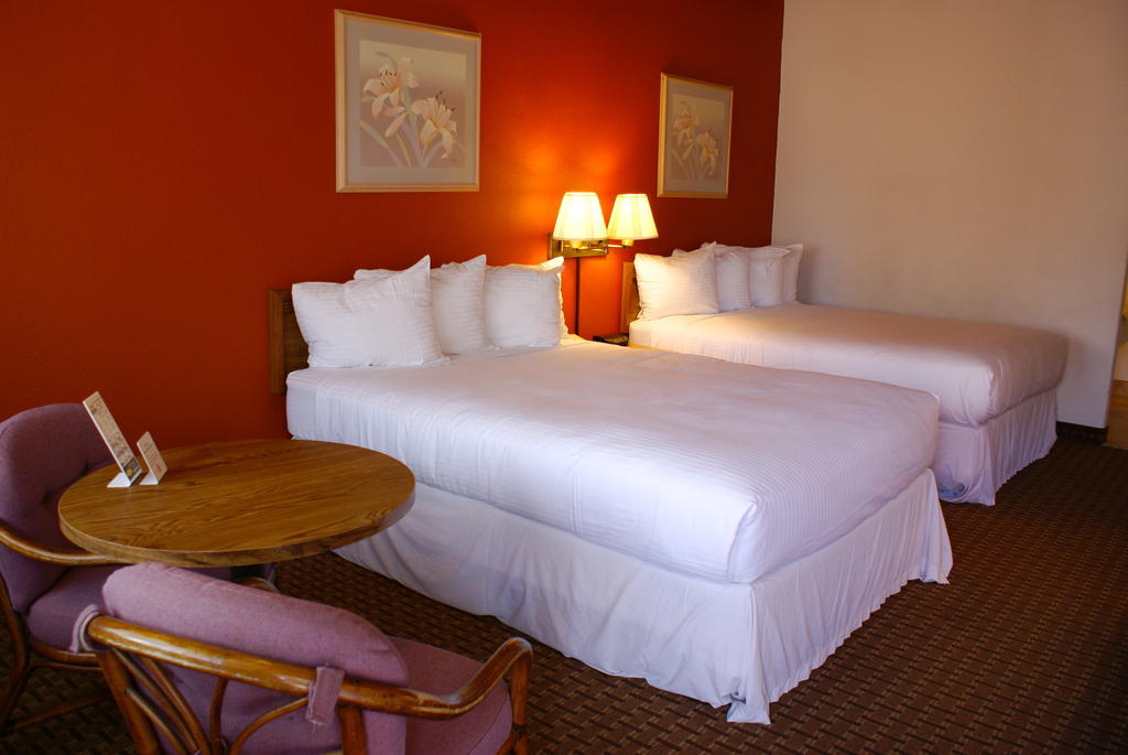 Days Inn Harbor View Сан-Диего Номер фото