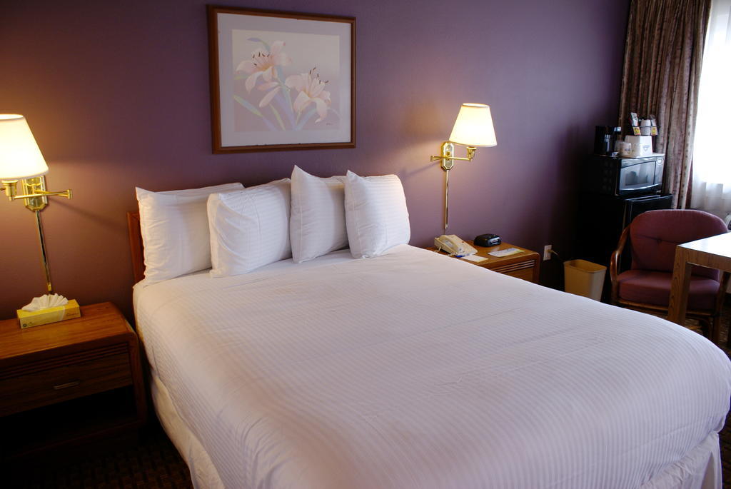 Days Inn Harbor View Сан-Диего Номер фото